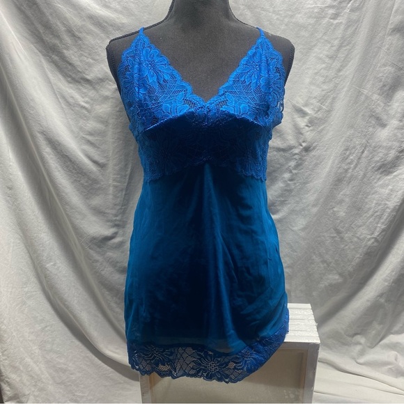 Vtg FREDERICKS OF HOLLYWOOD Lace See-Through Babydoll Chemise Slip Blue Sz XL - Picture 1 of 7